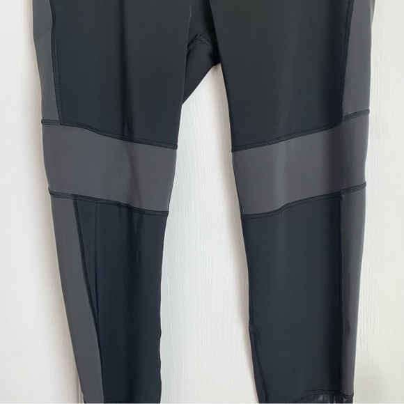Adidas D2M Panel Black Tight Leggings with Mesh Detail - Picture 3 of 9